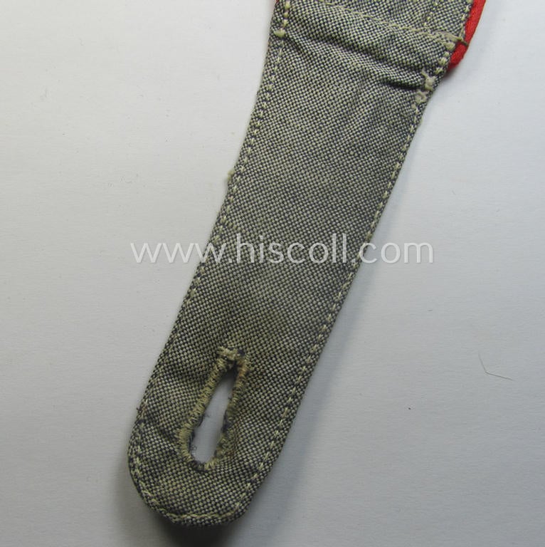 Single, WH (LW) 'blaumelliertes' shoulderstrap: 'Unterwachtmeister Flak-Art.Trpn.'