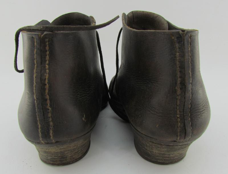 DRK 'Helferin' Uniform Complete with Shoes