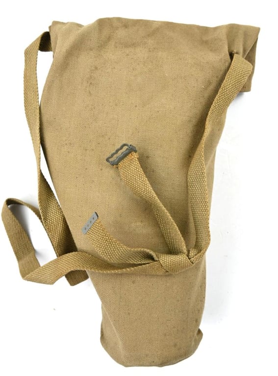 US WW2 Non-Combatant Gasmask Set