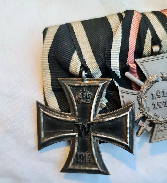 WW1- EK2 - RAD  3 piece Medal Bar