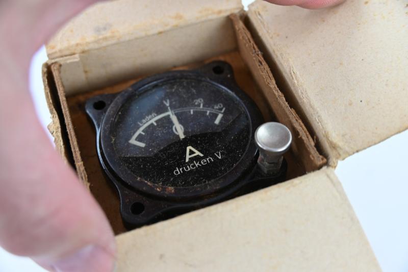 German LW Boxed Electric Charge Instrument