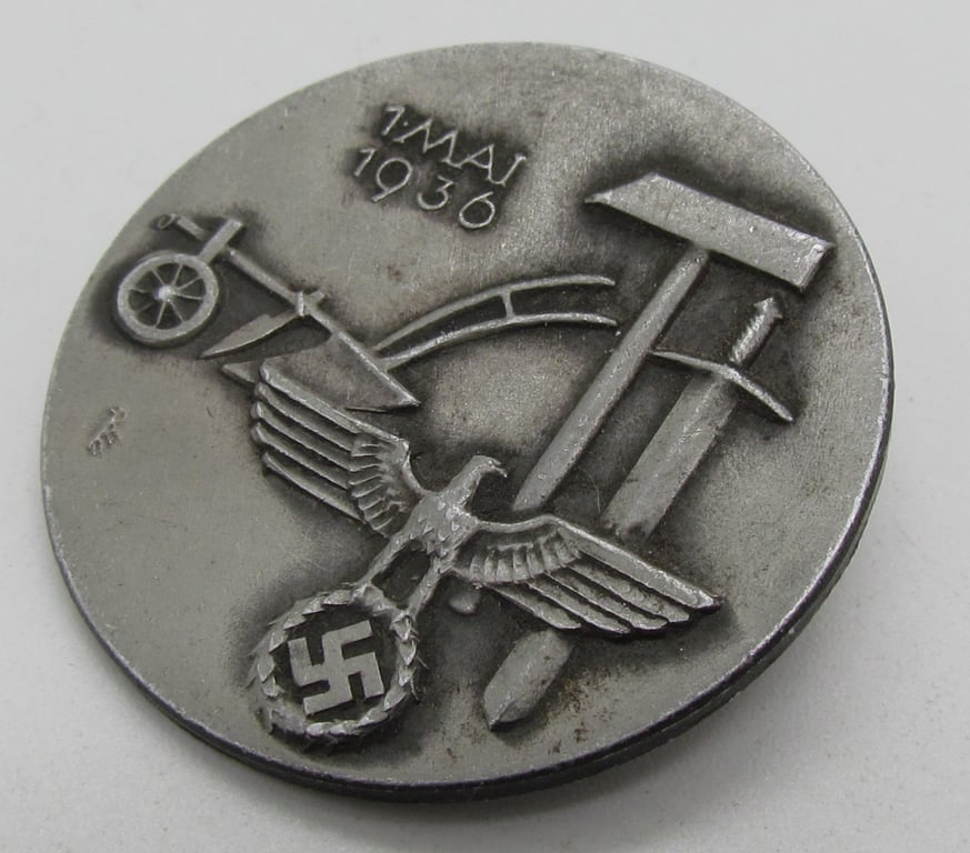 1 Mai commemorative badge. International worker's day Badge 1936