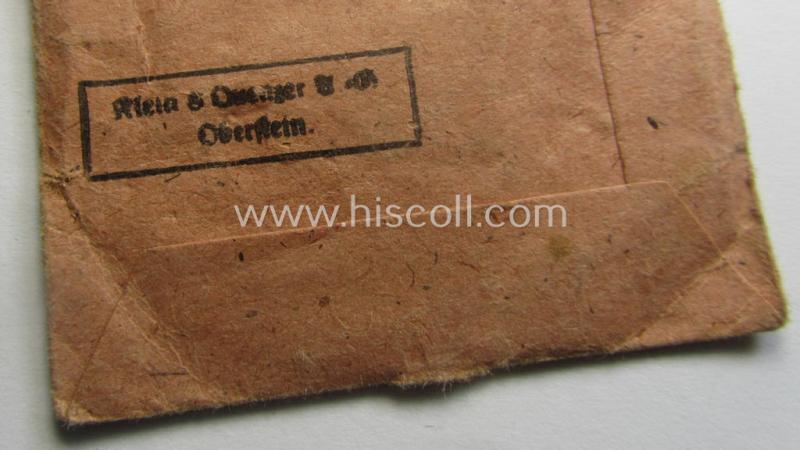 Medal-set: 'KvK 2. Klasse m. Schwn.' being a non-maker-marked specimen that came stored in its period pouch by the 'Hersteller': 'Klein & Quenzer A.G.'