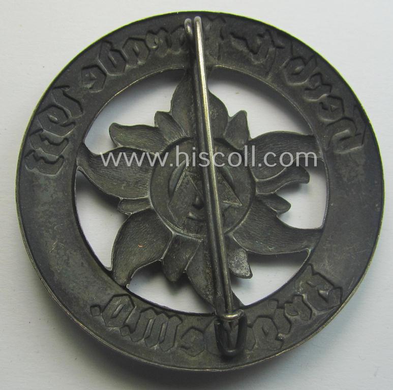 Tarnished silver-toned- (and - I deem - 'Buntmetall'-based!) SA-related day-badge (ie. 'tinnie' or: 'Veranstaltungsabzeichen') as was issued to commemorate the: 'Herbst-Parade der SA-Brigade MO - 1933'