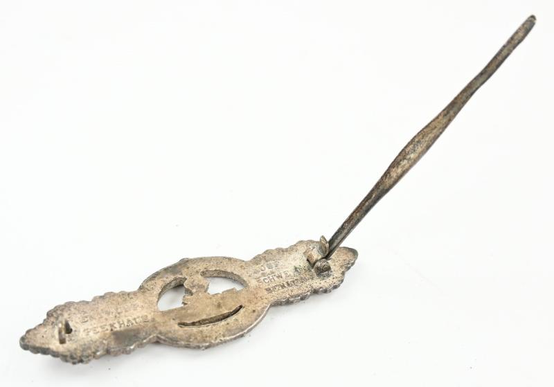 German KM U-Boat Front Clasp in Silver