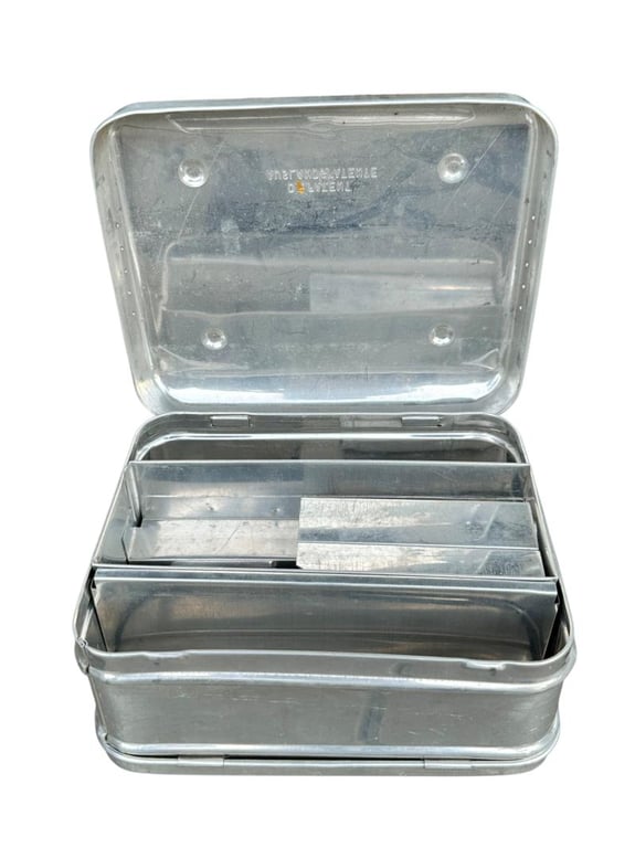 Mica Wirtschaftkasten