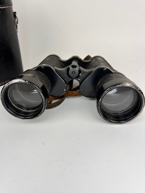 Wehrmacht binoculars 'Dienstglas' 7x50 (Doppelfernrohr) complete with original leather carrying case