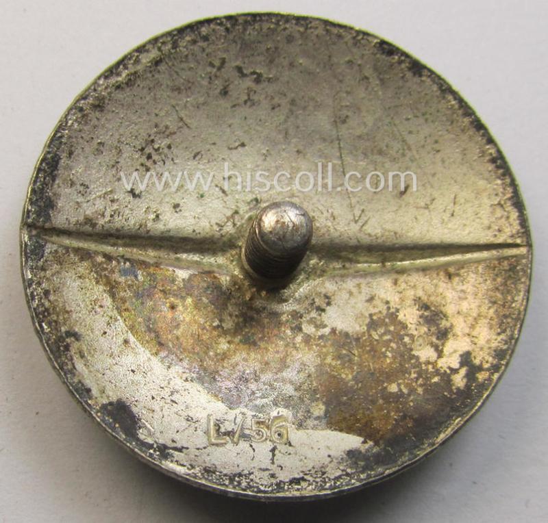 'Eisernes Kreuz 1. Kl.' as executed in the so-called: 'screw-back-version' (being an 'L/56'-marked example as produced by the: 'Funcke & Brüninghaus'-company)