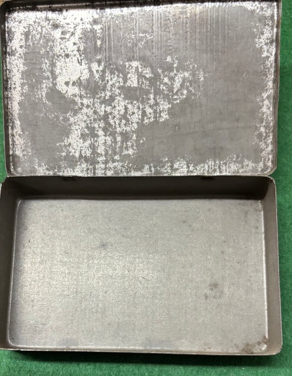 WW1 Needlers Military Mints Tin August 1914