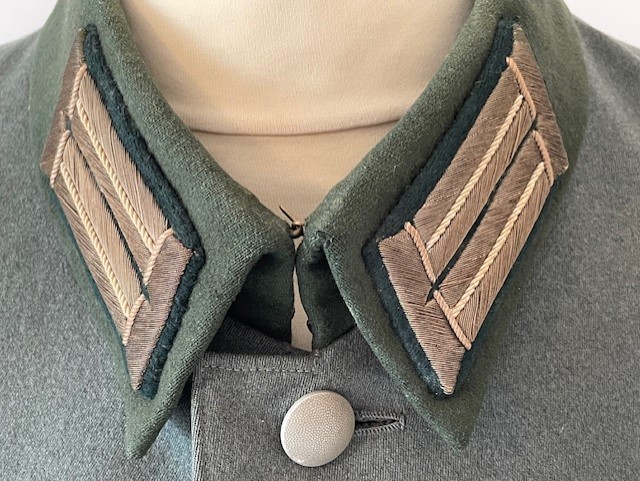 CAPTAINS WWII GERMAN 56 INFANTRY OFFICERS FOUR POCKET FIELD TUNIC
