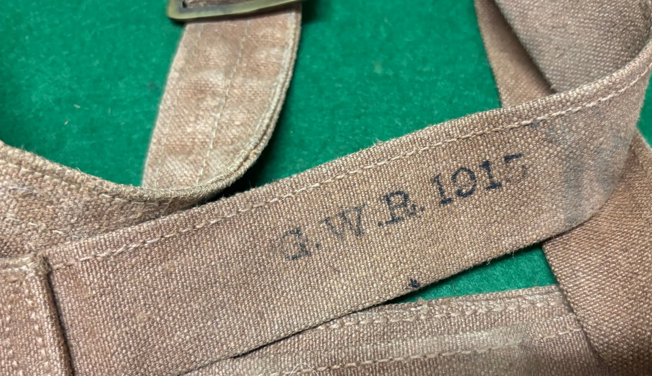 WW1 Stretcher Bearer Shoulder Straps 1915