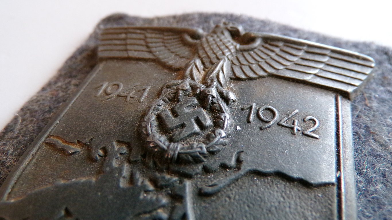 Krimschild 1941-1942 by Souval