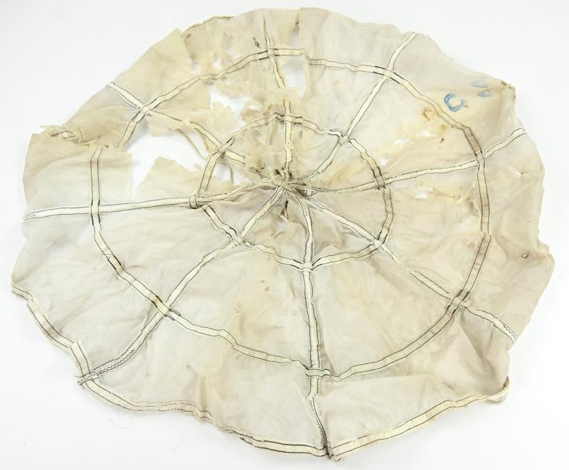 US WW2 Artillery Parachute 66cm