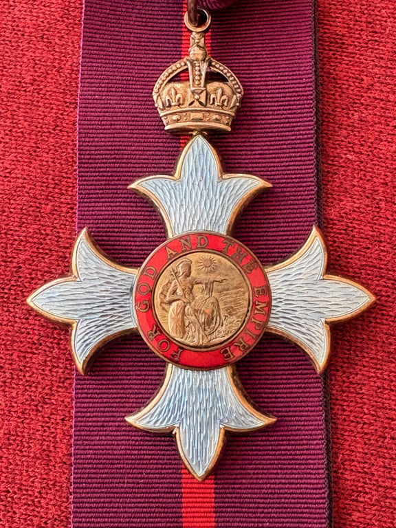 WWI MILITARY 1917 KNIGHTHOOD OF THE ORDER OF THE BRITISH EMPIRE SET. ADDITIONAL PHOTOS