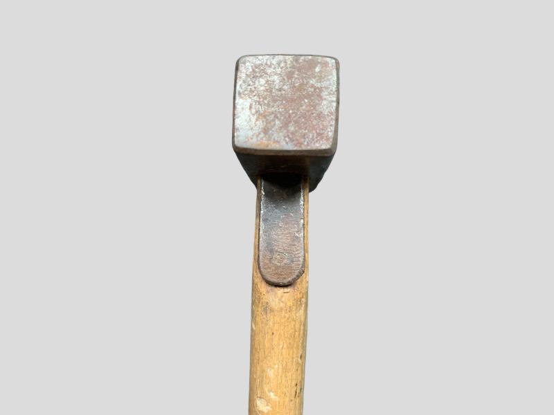 WH (Heer) Gebirgsjäger Rock-Hammer