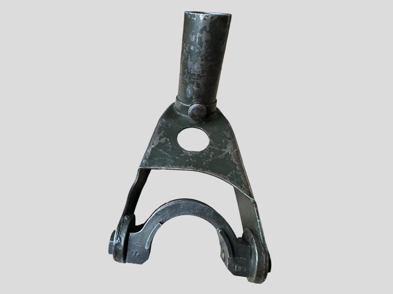 MG 34 Tripod Mounting