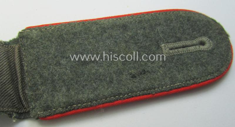 Single, early- (ie. mid-war-)period WH (Heeres) so-called: 'M41 o. 43'-pattern, EM-type shoulderstrap as was intended for - and with certainty worn by! - a: 'Soldat eines (Sturm)Artillerie Abts. o. Rgts.'