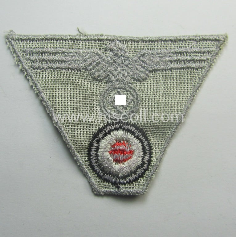 Interesting, later-war-period WH (Heeres) so-called: 'M43-pattern') cap-eagle/cocarde (ie. cap-trapezoid) as was specifically produced for usage on the so-called: 'M-43'-model field-caps (ie. 'Einheitsfeldmützen')