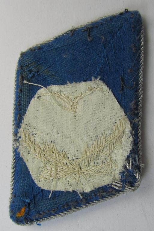 Attractive - albeit regrettably single! - WH (Luftwaffe) 'dual-piped', officers'-type collar-tab as was intended for usage by a: 'Leutnant der Reserve eines Flieger- o. Fallschirm-Regiments'