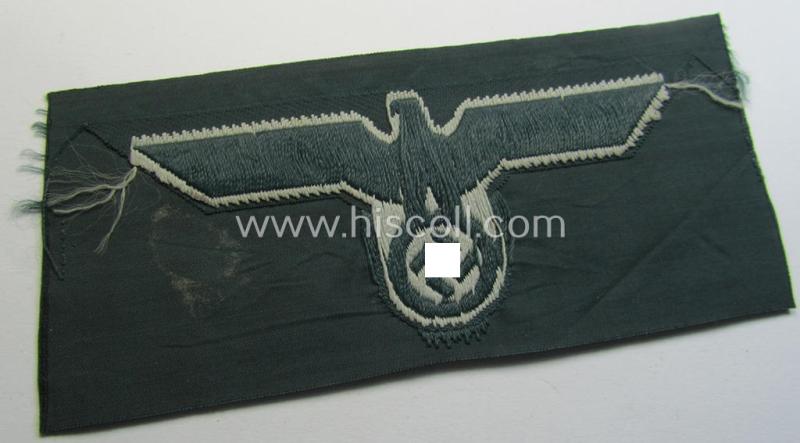 'Virtually mint ie. unissued' example of a WH (Heeres) early- (ie. pre-war-) period- and/or greyish-coloured breast-eagle of the: 'M36'- (ie. 'M40'-) pattern as was executed in the 'BeVo'-weave pattern on a darker-green-coloured background