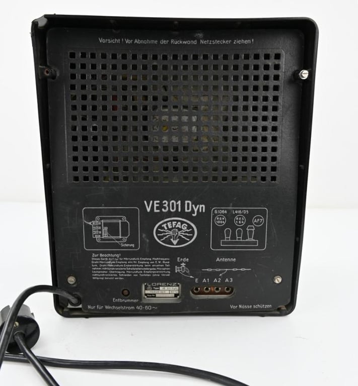 German Third Reich Era Civil Radio 'Volksempfanger VE301'