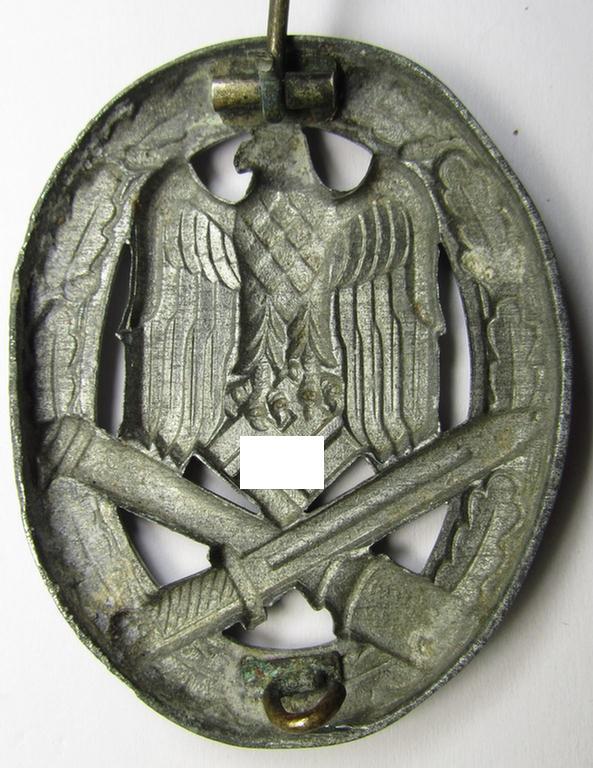 'Allgemeines Sturmabzeichen' (or: General Assault Badge ie. GAB), being an unmarked and zinc- (ie. 'Feinzink'-) based, hollow-back- (ie. so-called: 'deep-pan'-) variant-pattern as was produced by an unknown maker