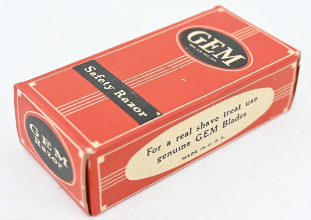 US WW2 GEM Safety Razor in Box