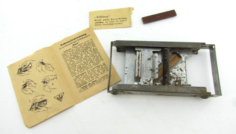 WWII Era German Razor Blade Sharpener in Original Box
