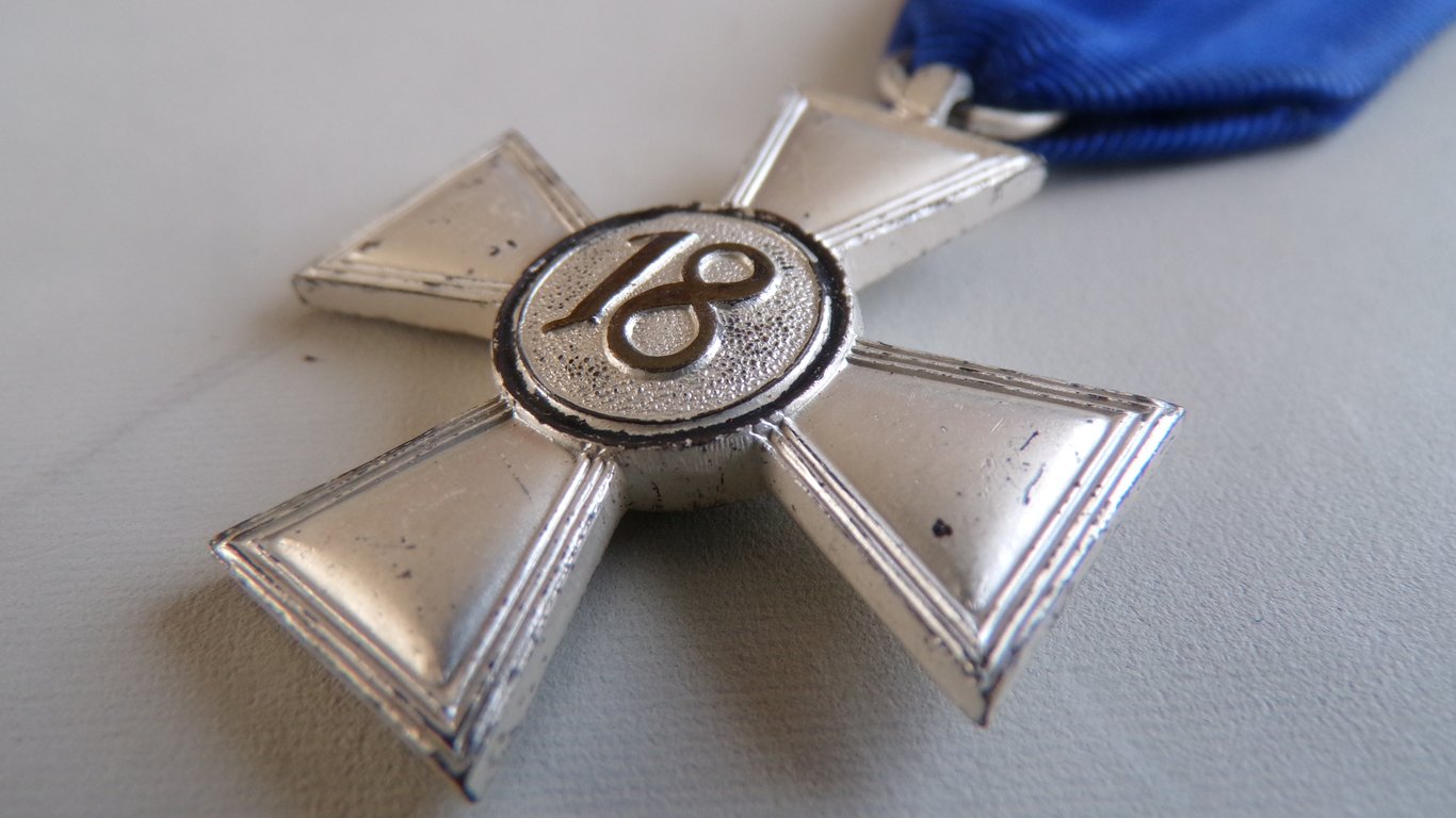 Long Service Award (Dienstauszeichnung)