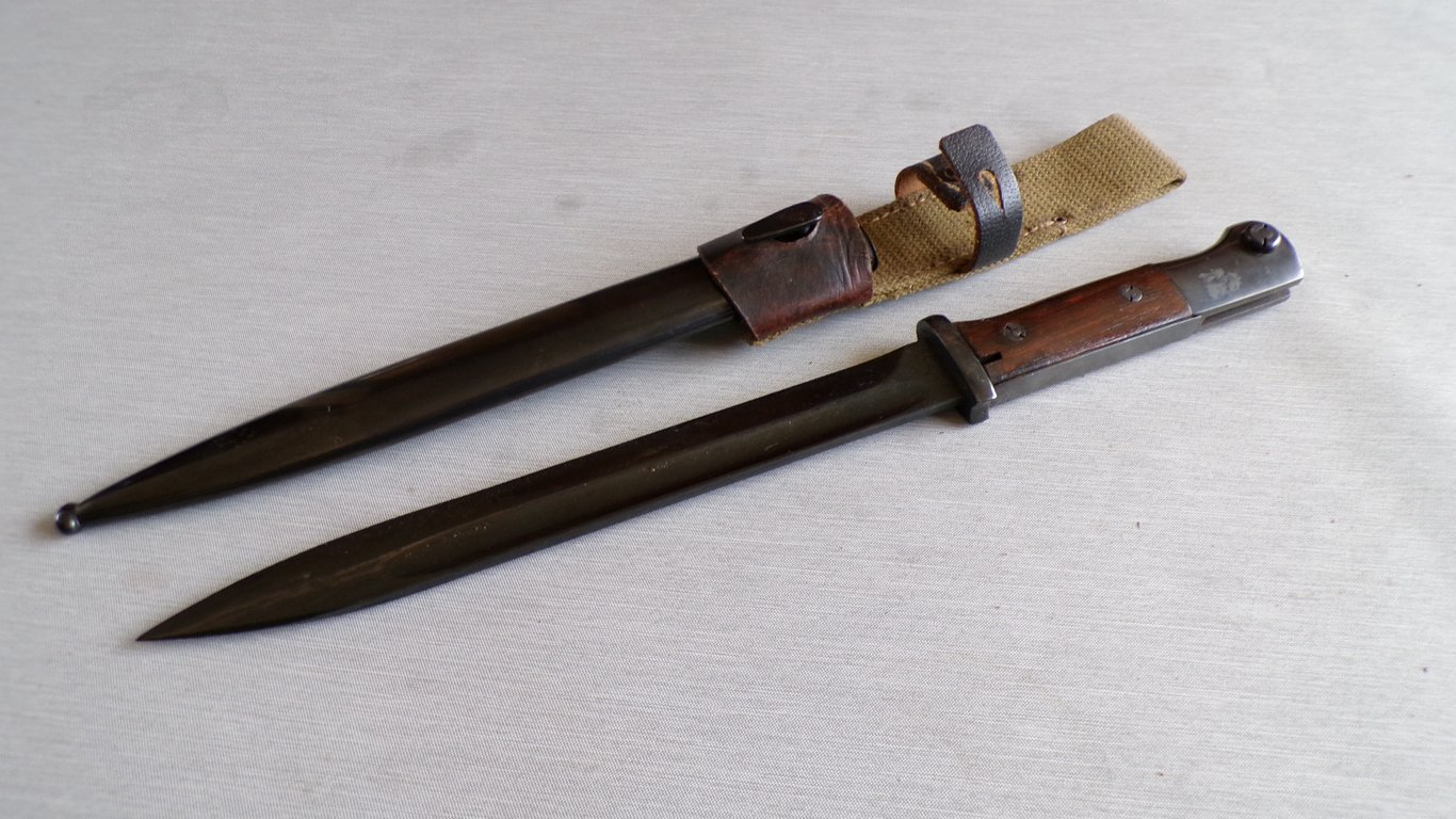 S84/98 III COMBAT BAYONET (1935)