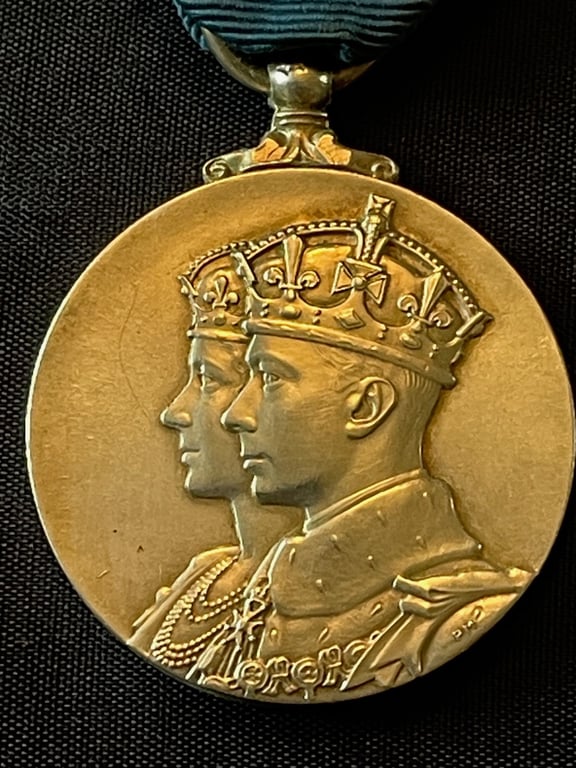 HARD TO FIND NAMED SET, CASED 1ST TYPE CBE, CORONATION MEDAL. ADDITIONAL PHOTOS
