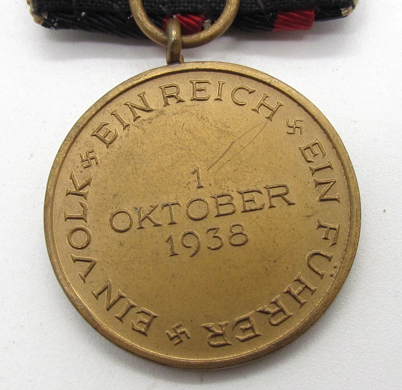 'Einzelspange' showing a Czech 'Anschluss'- (occupation-) medal: '1 October 1938'