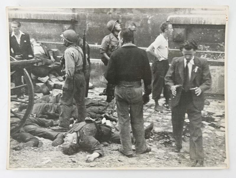 Allied WW2 Photo set 'Airplane Attack'