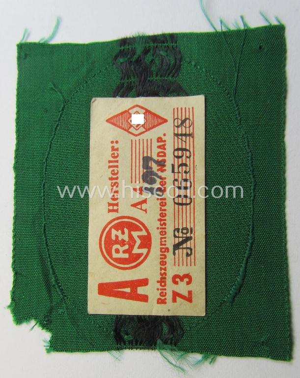 Attractive - and scarcely found! - HJ/BDM (ie. 'Hitlerjugend'/'Bund Deutscher Mädel') 'HJ-Nachrichten-Leistungsabzeichen' showing a black-toned 'signal-blitz' on a green-toned background as was intended to signify succesion in the: 'C-Prüfun...