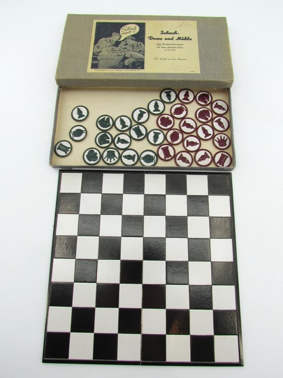 Wehrmacht 'Schach-Dame und Mühle' Fieldpost Boardgame