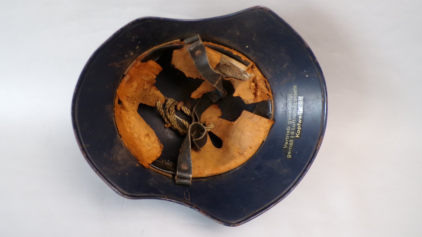 Luftschutz Helmet (Gladiator)