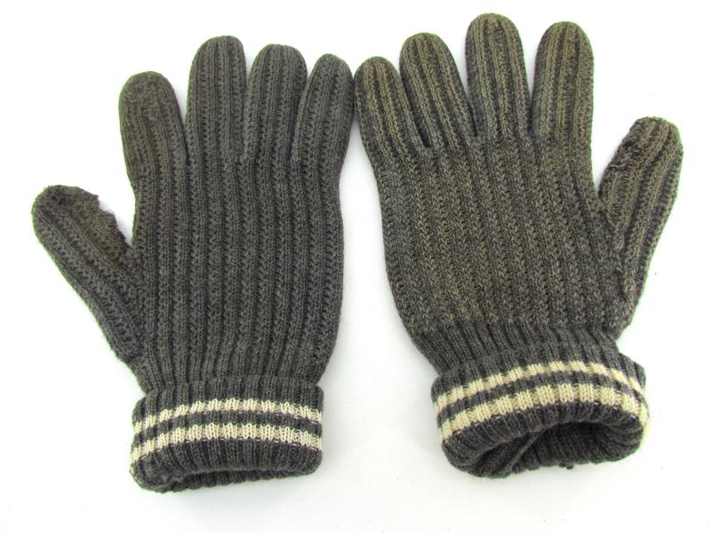 Wehrmacht wool winter gloves