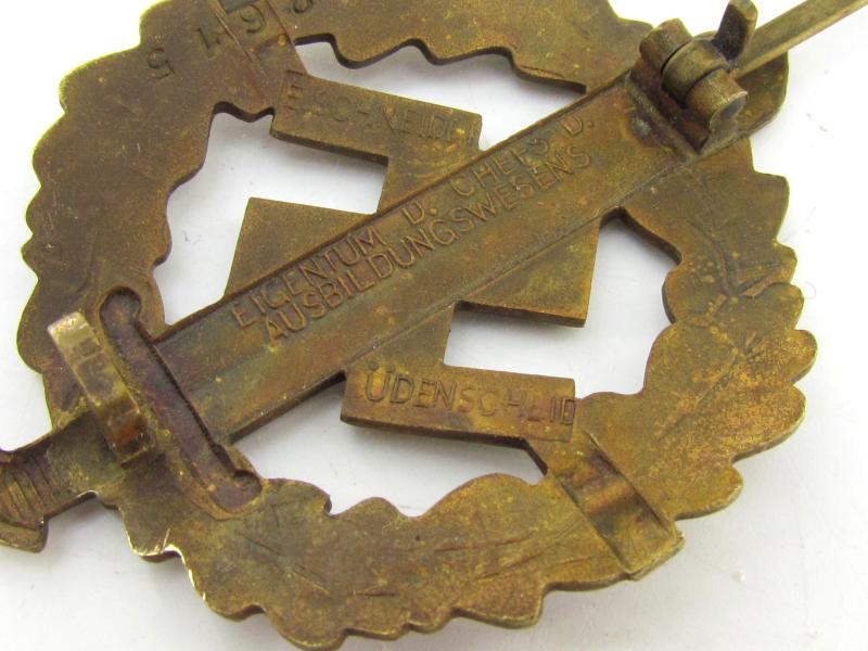 SA Sports badge in Bronze ( E. Schneider )