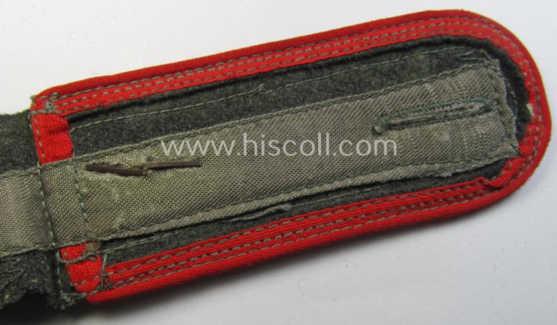 Single, later-war-period (ie. so-called: 'M44'-pattern-), simplified, WH (Heeres) NCO-type shoulderstrap as was intended for usage by a: 'Feldwebel eines (Sturm)Art.-Regiments'