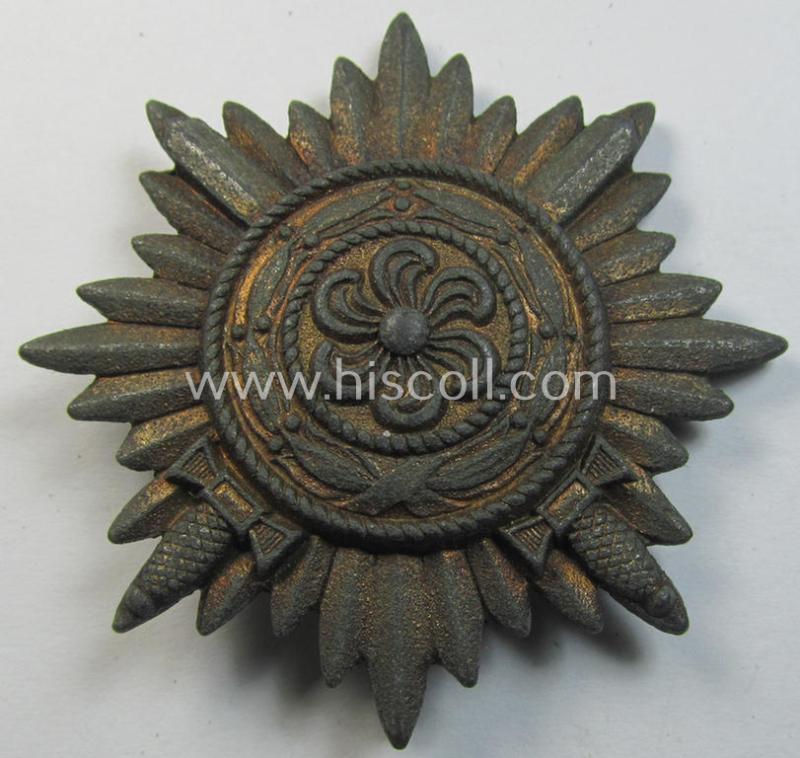 Attractive, WH-related, so-called: 'Tapferkeitsauszeichnung o. Steckkreuz für Angehörige der Ostvölker, 1. Kl. in Gold mit Schwertern' being a non-maker-marked example that comes stored in its accompanying, period-etui