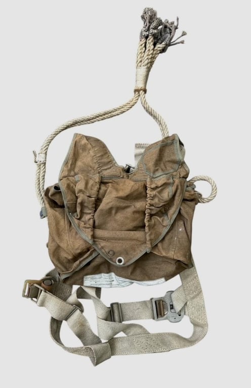 Complete Luftwaffe RZ-20 Parachute Harnass
