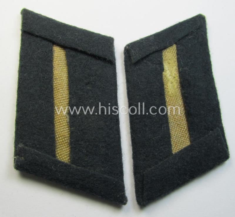 Neat - and fully matching! - pair of WH (Heeres) later-war-pattern, neatly machine-embroidered, officers'-type collar-tabs (ie. 'Kragenspiegel für Offiziere') as was specifically intended for usage by an officer within the: 'TSD o. Truppensonderd...