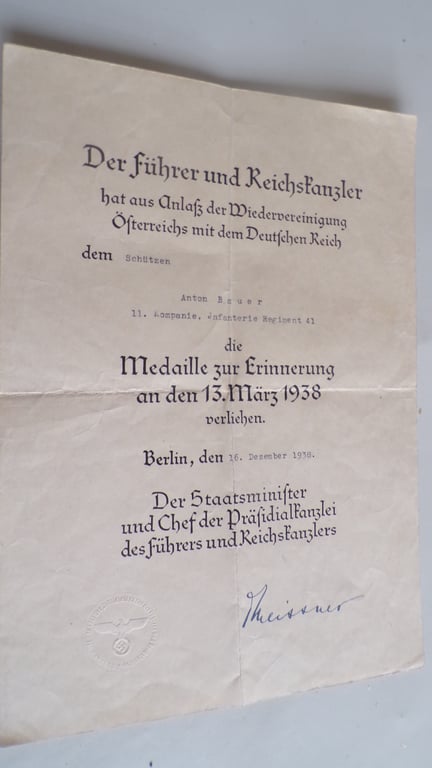 Large grouping of a Obergefr. 5.Inf Rgt 41 mot 1/3