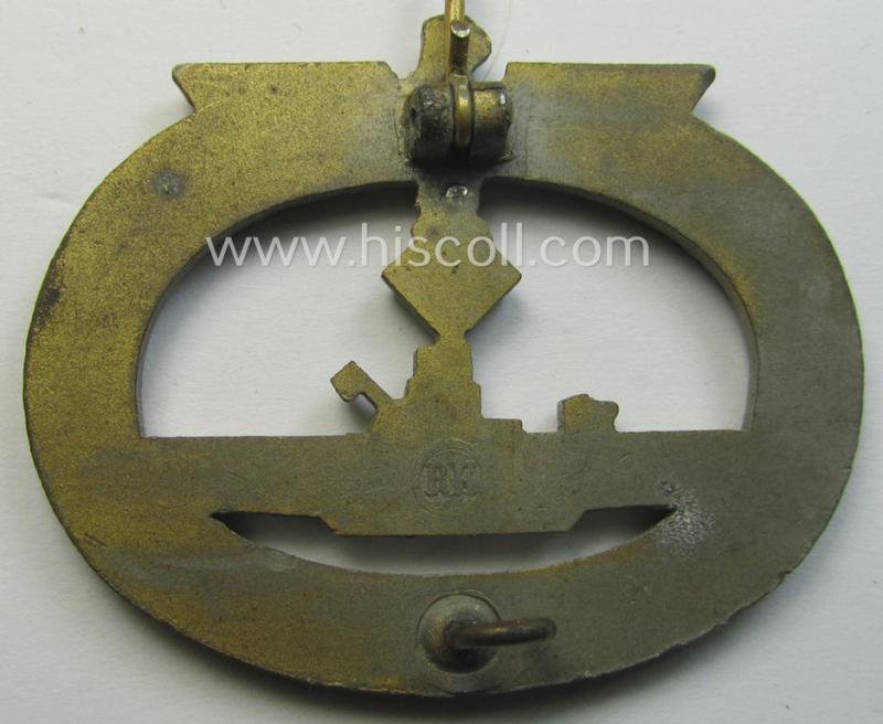 WH (Kriegsmarine), 'Feinzink'-based: 'U-Bootkriegsabzeichen' (or: U-boat war-badge) being a marker (ie. 'R.K.'-) marked example by the 'Rudolf Karneth'-company