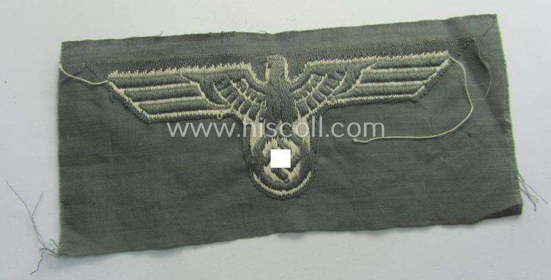 WH (Heeres) early- (ie. pre)-war-period- and/or greyish-white-coloured breast-eagle of the so-called: 'M35-pattern' (ie. 'Brustadler für Mannschaften u. Uffz.') as was executed in the neat 'BeVo'-weave pattern