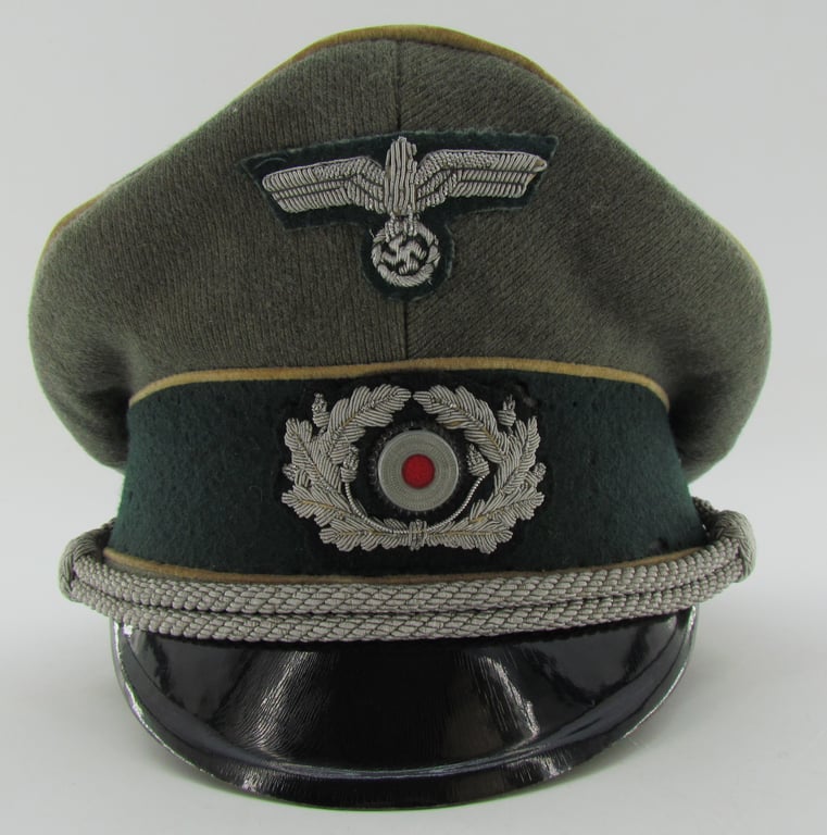 Wehrmacht Heer Infantry Officer’s Visor Cap by Peküro – Size 56