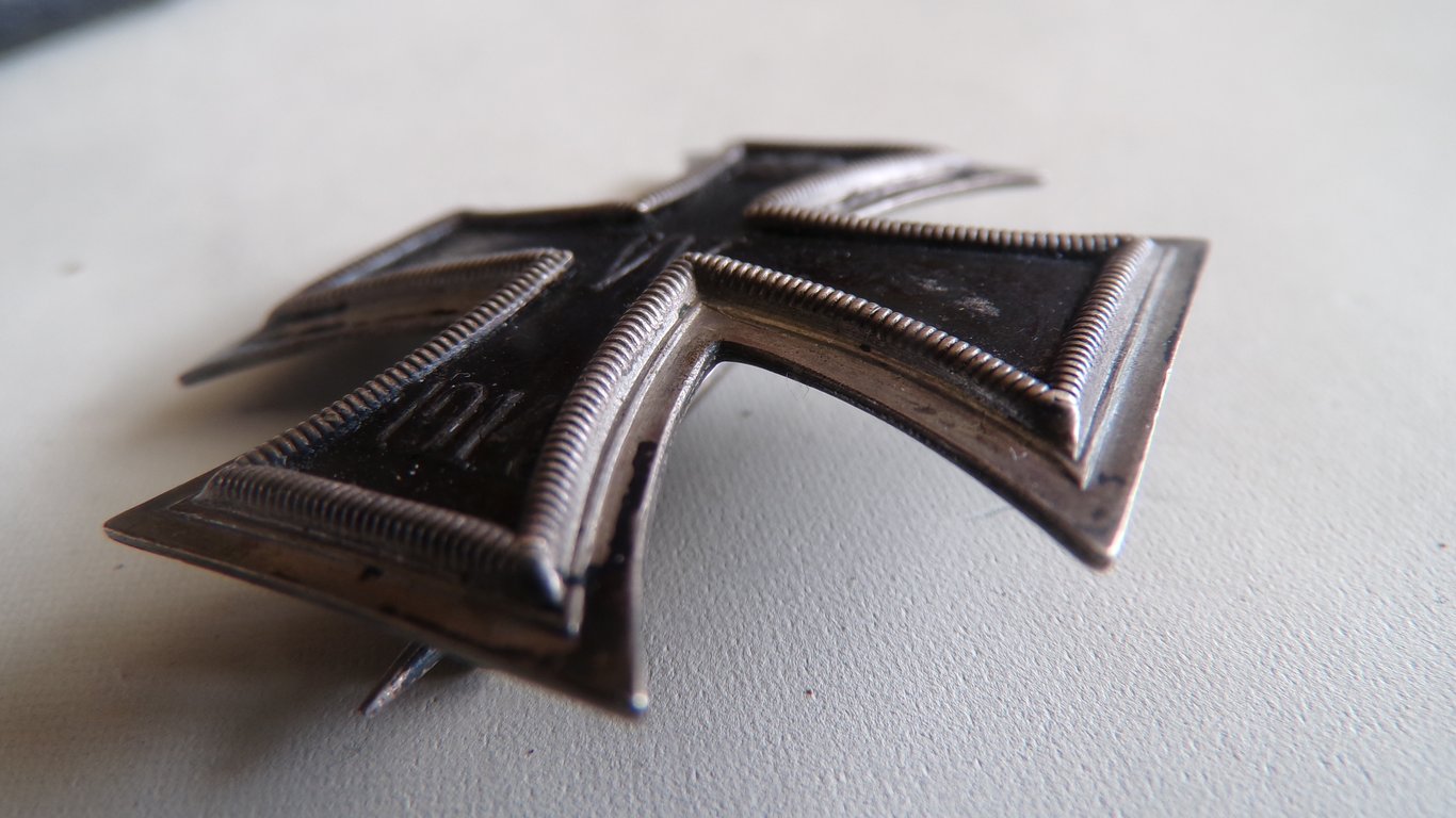 Imperial Curved Iron Cross 1st Class