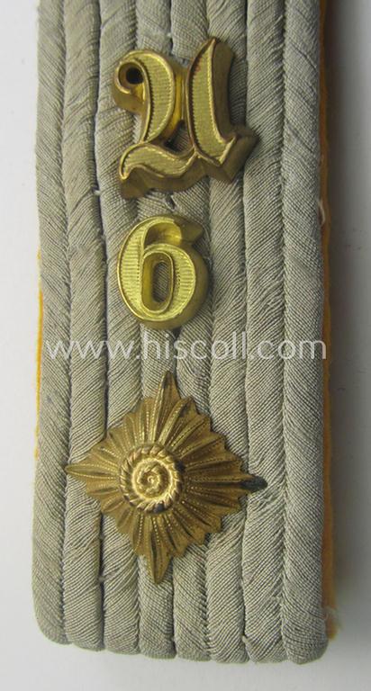 Single - but nevertheless fairly rarely seen! - WH (Heerer) neatly 'cyphered', officers'-type shoulderboard as was intended for an: 'Oberleutnant des Kavallerie-Aufklärungs-Abts. 6'