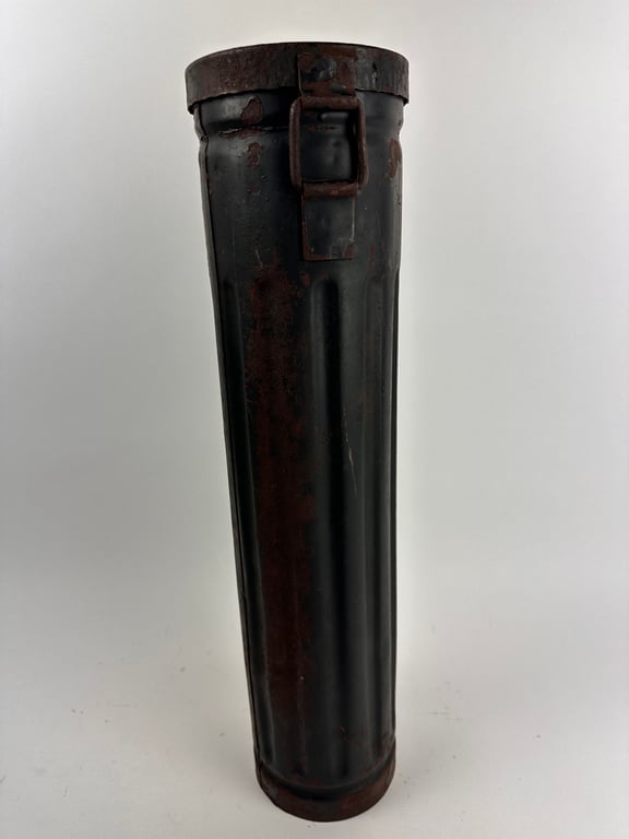 WW2 German Airtight metal container for 10 cm grenade 39 red HL (haul charge).