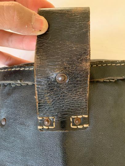 German Folding Shovel with Carrying Case, 1st model